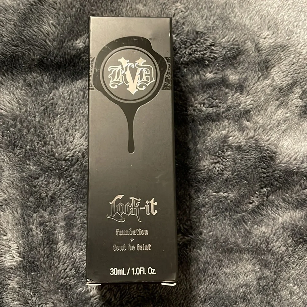 Kat Von D Medium 55 Neutral Lock-it Foundation